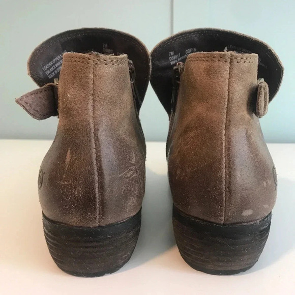 Born JEM Oiled Suede Booties Light Brown. Size 7. - Picture 5 of 15